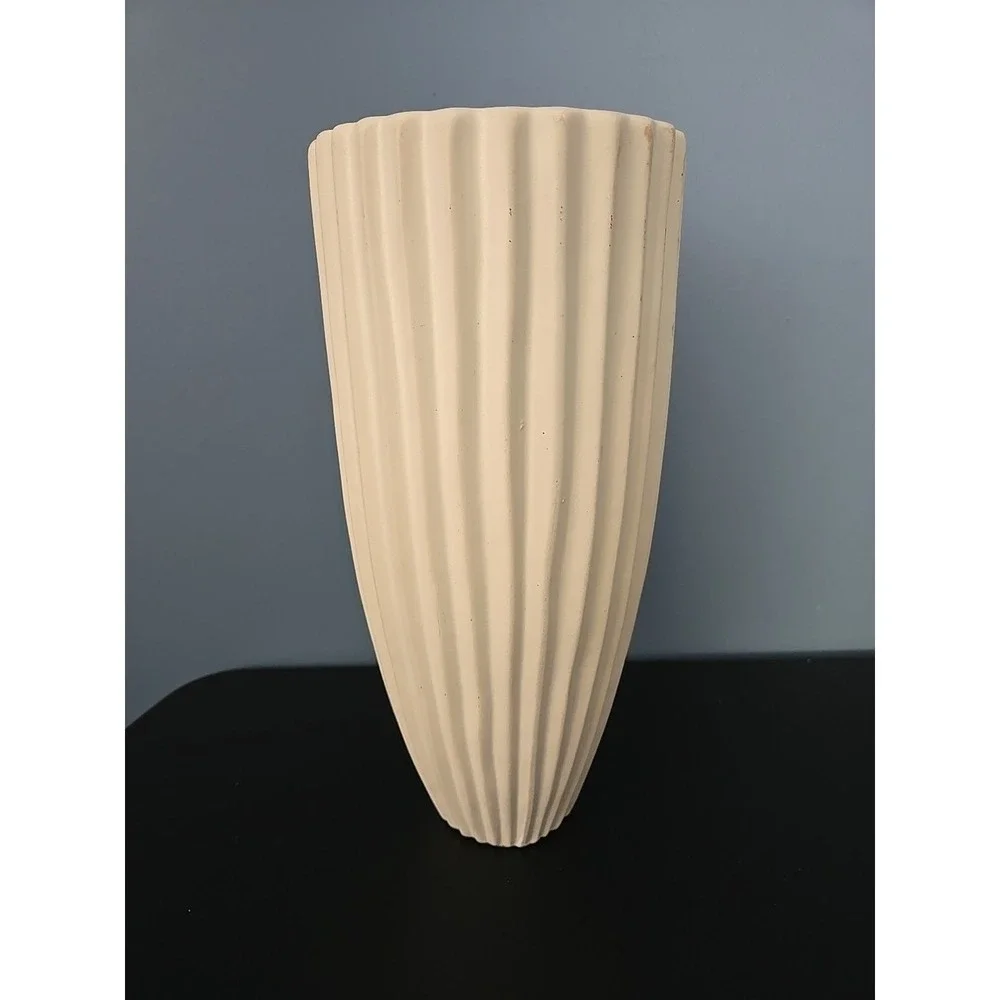 West‎ Elm Planter Vase Textured Fluted Stoneware White Glaze Retired 11.5